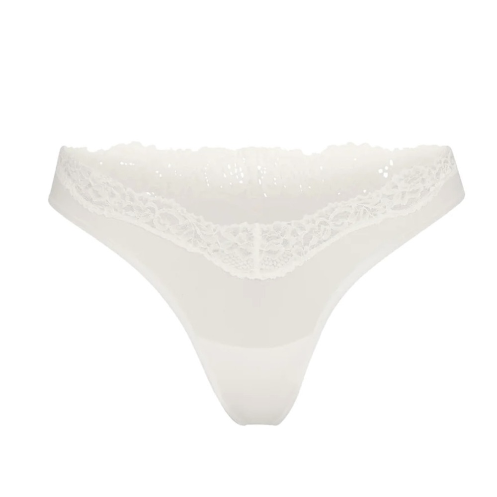 SKIMS - Fits Everybody Lace Dipped Thong (The Wedding Shop)